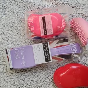 Set of 4 tangle teezer brushes